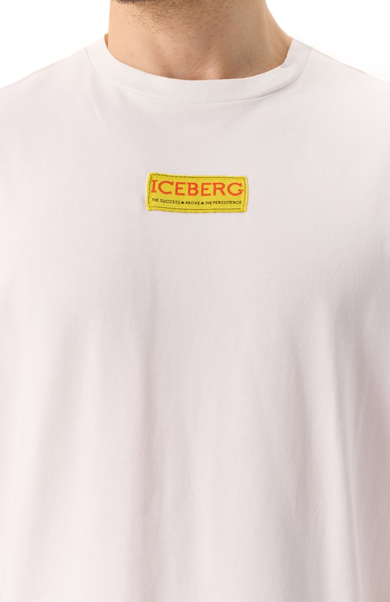 Мужская хлопковая футболка ICEBERG белого цвета, арт. F019/6318 | Фото 5 (Длина (для топов): Стандартные; Рукава: Короткие; Принт: Без принта; Стили: Кэжуэл; Материал внешний: Хлопок; Кросс-КТ: Джерси; Мужское Кросс-КТ: Футболка-одежда)