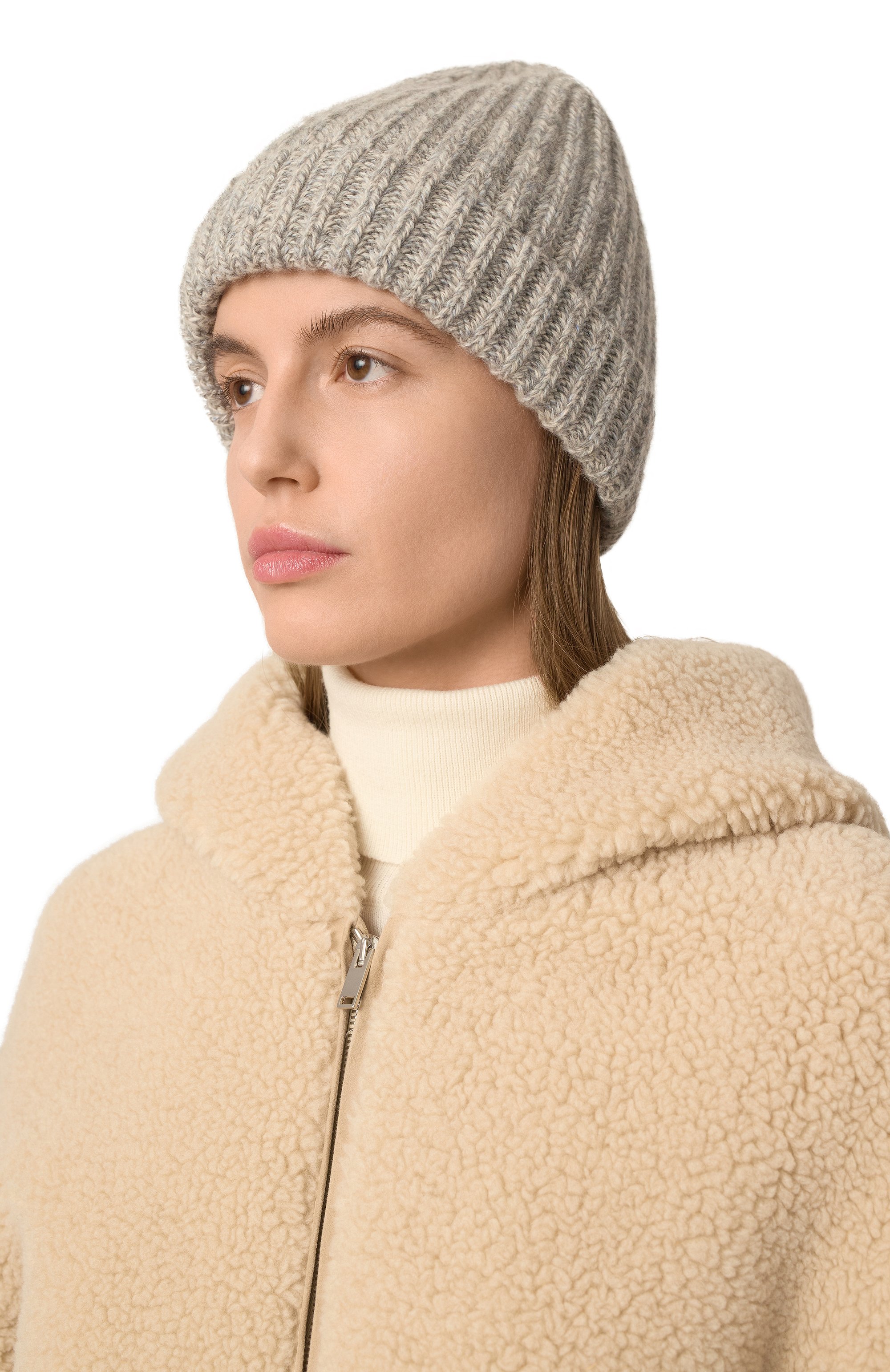 Кашемировая шапка MVST серого цвета по цене 56650 руб., арт. MUW77, фото 2 Кашемировая шапка MVST, арт. MUW77, фото 2