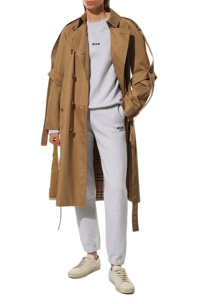 Хлопковые джоггеры MSGM серого цвета по цене 24550 руб., арт. 2000MDP500 200004, фото 2 Хлопковые джоггеры MSGM, арт. 2000MDP500 200004, фото 2