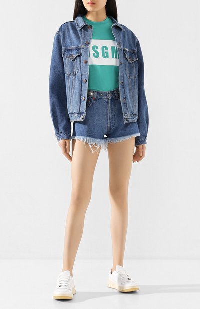 Джинсовые шорты FORTE DEI MARMI COUTURE синего цвета по цене 21850 руб., арт. 20SF5853, фото 2 Джинсовые шорты FORTE DEI MARMI COUTURE, арт. 20SF5853, фото 2