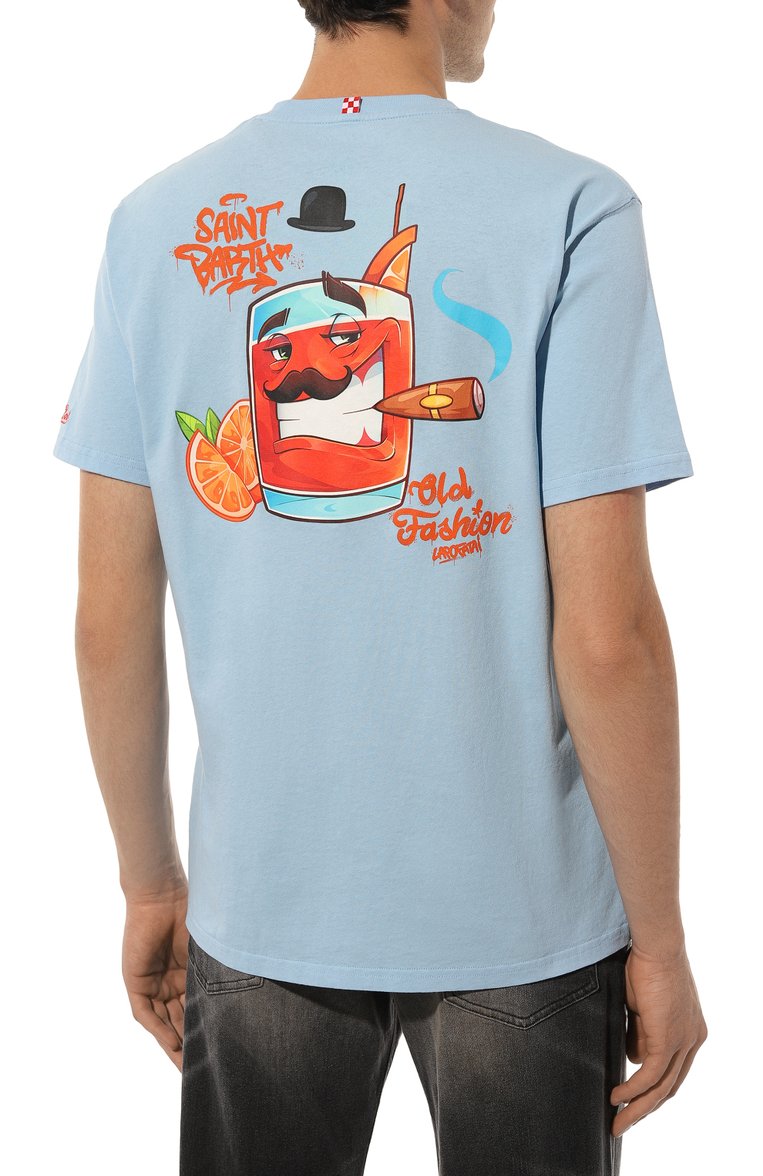 Мужская хлопковая футболка MC2 SAINT BARTH светло-голубого цвета, арт. STBM TSHIRT MAN/TSHM001/02203B | Фото 4 (Длина (для топов): Стандартные; Рукава: Короткие; Материал внешний: Хлопок; Стили: Кэжуэл; Принт: С принтом; Кросс-КТ: Пляж, Джерси; Мужское Кросс-КТ: Футболка-одежда; Автоматизация ТО: Проставлено; Автоматизация состава: Проставлено; Детали: Без декора)