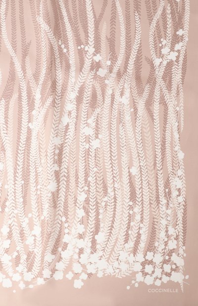 Шелковый платок COCCINELLE бежевого цвета по цене 16275 руб., арт. E7 UYH 38 01 01, фото 4 Шелковый платок COCCINELLE, арт. E7 UYH 38 01 01, фото 4