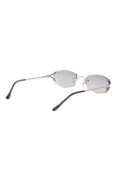 Женские солнцезащитные очки VINTAGE FRAMES серого цвета, арт. ASPEN 24KT WHITE G0LD/ASPHALT | Фото 4 (Материал: Металл; Тип очков: С/з; Региональные ограничения белый список (Axapta Mercury): Не проставлено; Нос: Не проставлено; Кросс-КТ: С/з-унисекс; Очки форма: Безоправные, Овальные; Оптика Гендер: оптика-унисекс)