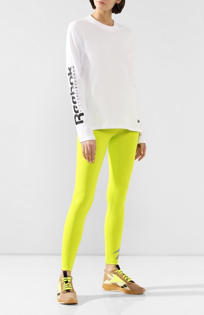 Лонгслив reebok x victoria beckham REEBOK белого цвета по цене 8980 руб., арт. FM4915, фото 2 Лонгслив reebok x victoria beckham REEBOK, арт. FM4915, фото 2