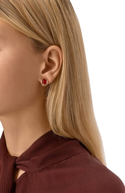 Серьги ai MOONKA красного цвета по цене 15500 руб., арт. AI-925RG-ST00-SRD, фото 2 Серьги ai MOONKA, арт. AI-925RG-ST00-SRD, фото 2
