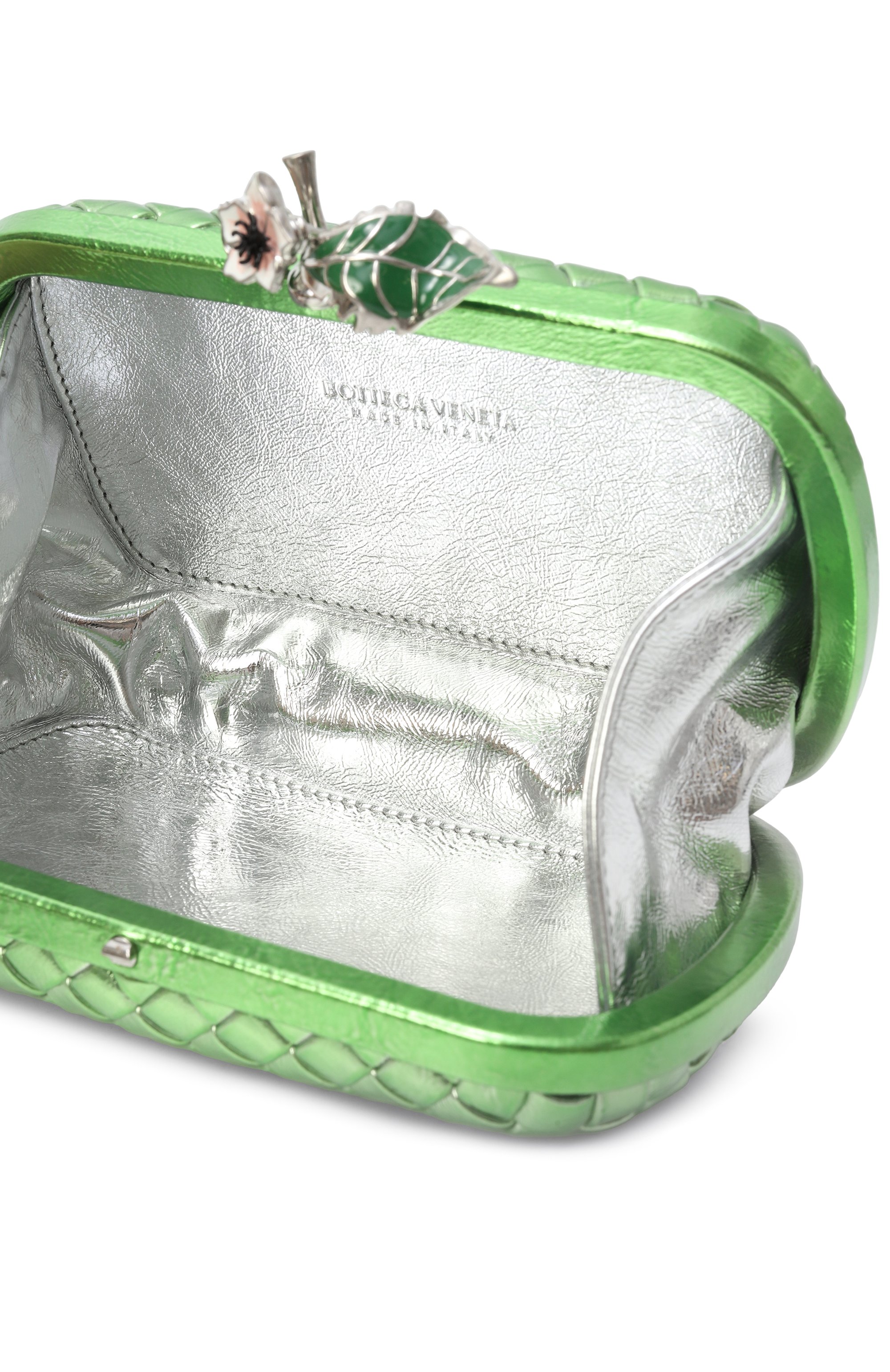 Клатч knot BOTTEGA VENETA зеленого цвета по цене 632000 руб., арт. 826183/V5LB1, фото 5 Клатч knot BOTTEGA VENETA, арт. 826183/V5LB1, фото 5