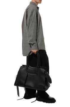 Мужская сумка-тоут neo classic large BALENCIAGA черного цвета, арт. 638531/11R17 | Фото 7 (Размер: large; Материал: Натуральная кожа; Материал сплава: Проставлено; Драгоценные камни: Проставлено)