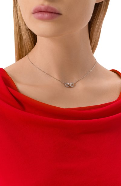 Колье hyperbola SWAROVSKI серебряного цвета по цене 15250 руб., арт. 5687265, фото 2 Колье hyperbola SWAROVSKI, арт. 5687265, фото 2
