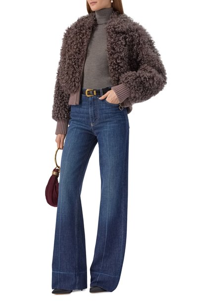 Бомбер из овчины CHLOÉ коричневого цвета по цене 540500 руб., арт. CHC24WCV03210, фото 2 Бомбер из овчины CHLOÉ, арт. CHC24WCV03210, фото 2