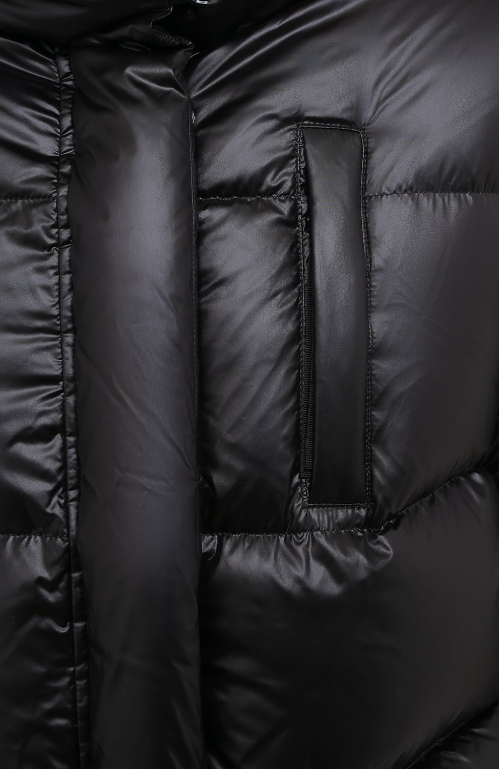 Пуховик WOOLRICH черного цвета по цене 65850 руб., арт. CFWW0U0282FR/UT1702, фото 5 Пуховик WOOLRICH, арт. CFWW0U0282FR/UT1702, фото 5