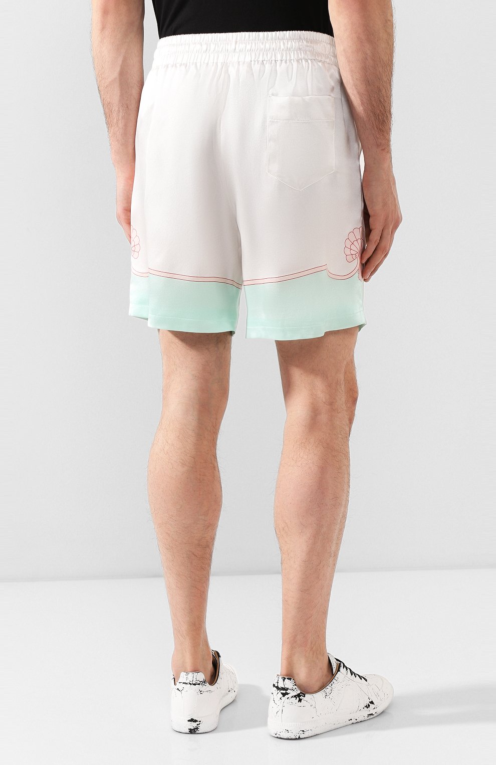 Шелковые шорты CASABLANCA белого цвета по цене 39950 руб., арт. MS20-TR-009 SH0RTS, фото 4 Шелковые шорты CASABLANCA, арт. MS20-TR-009 SH0RTS, фото 4