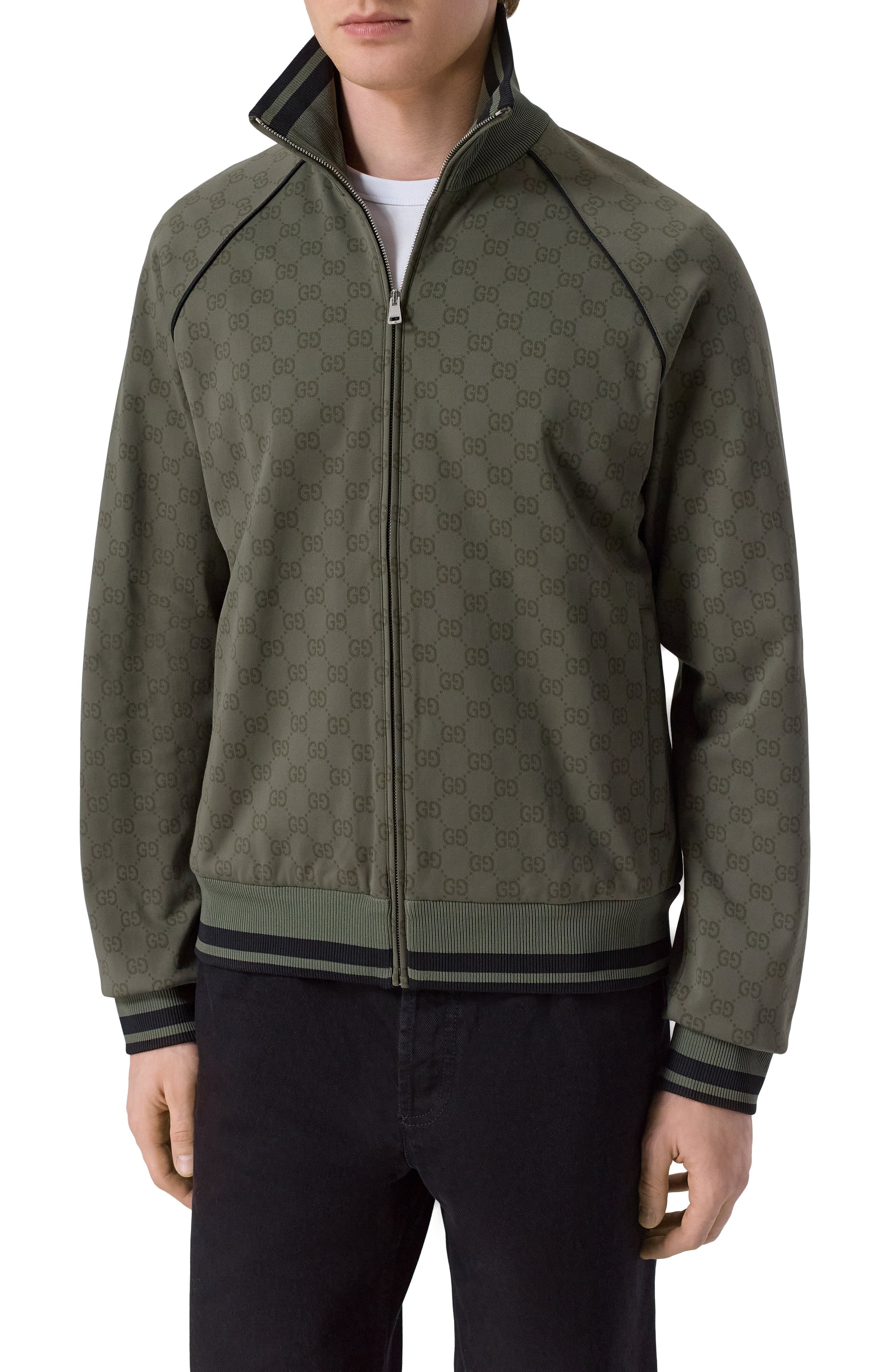 Толстовка GUCCI хаки цвета по цене 239500 руб., арт. 768550/XJHFV, фото 3 Толстовка GUCCI, арт. 768550/XJHFV, фото 3