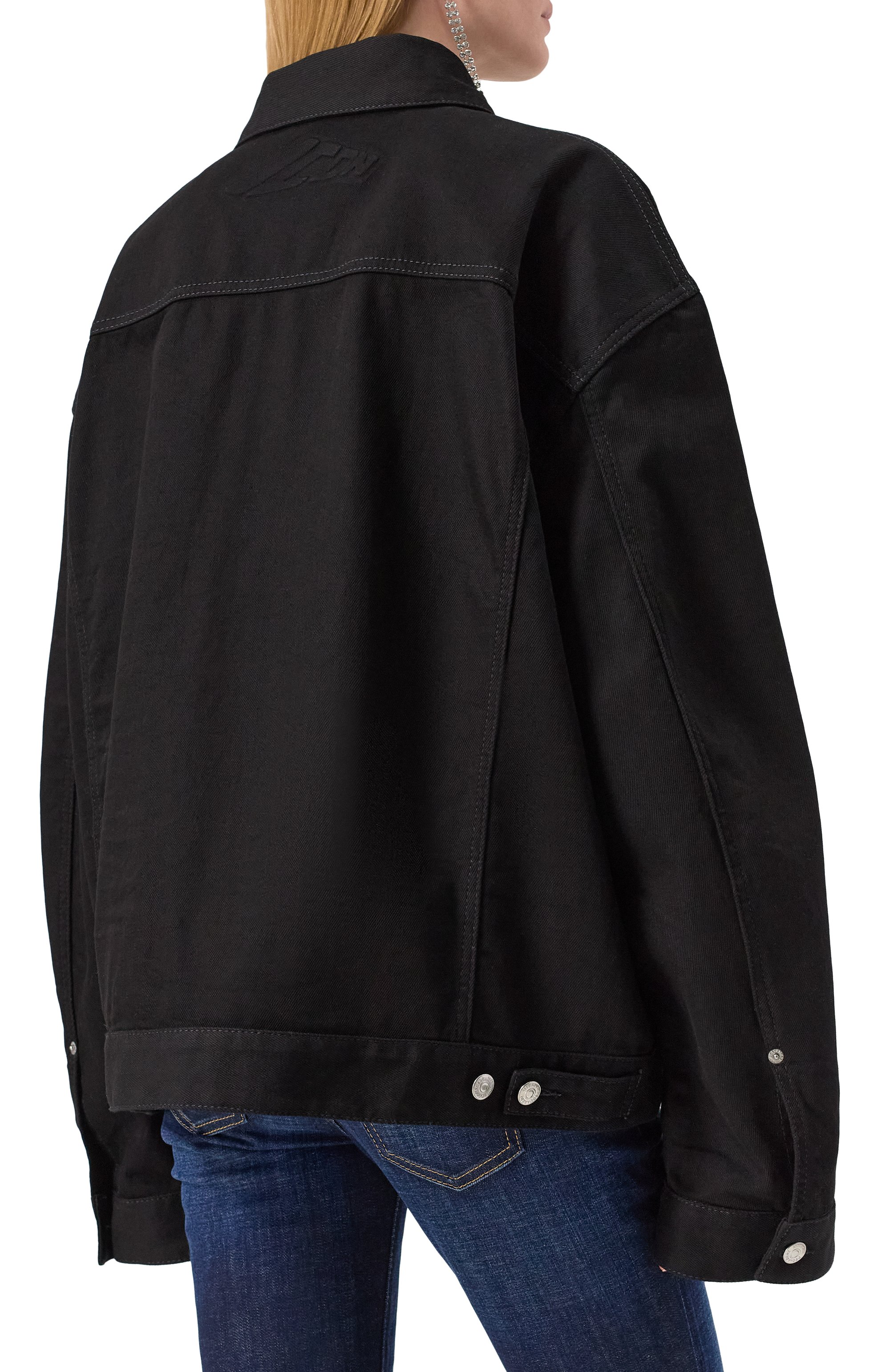 Джинсовая куртка DSQUARED2 черного цвета по цене 75700 руб., арт. S80AM0047/S30564, фото 4 Джинсовая куртка DSQUARED2, арт. S80AM0047/S30564, фото 4