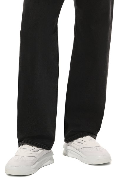 Кожаные кроссовки odissea VERSACE белого цвета по цене 74100 руб., арт. 1004524/1A03180, фото 3 Кожаные кроссовки odissea VERSACE, арт. 1004524/1A03180, фото 3