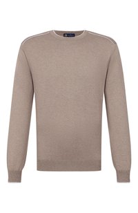 Коричневый