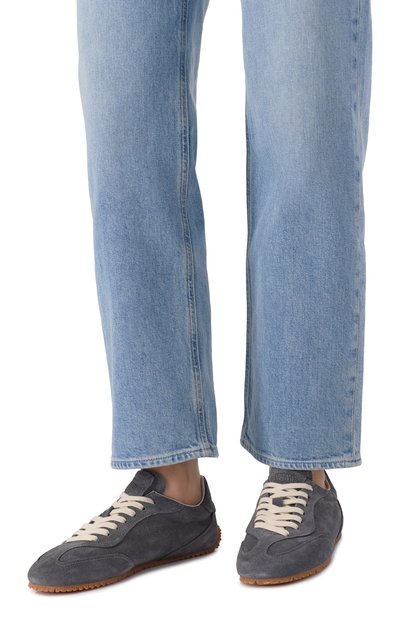 Замшевые кроссовки daze runner AXEL ARIGATO темно-серого цвета по цене 31000 руб., арт. F3536004, фото 2 Замшевые кроссовки daze runner AXEL ARIGATO, арт. F3536004, фото 2