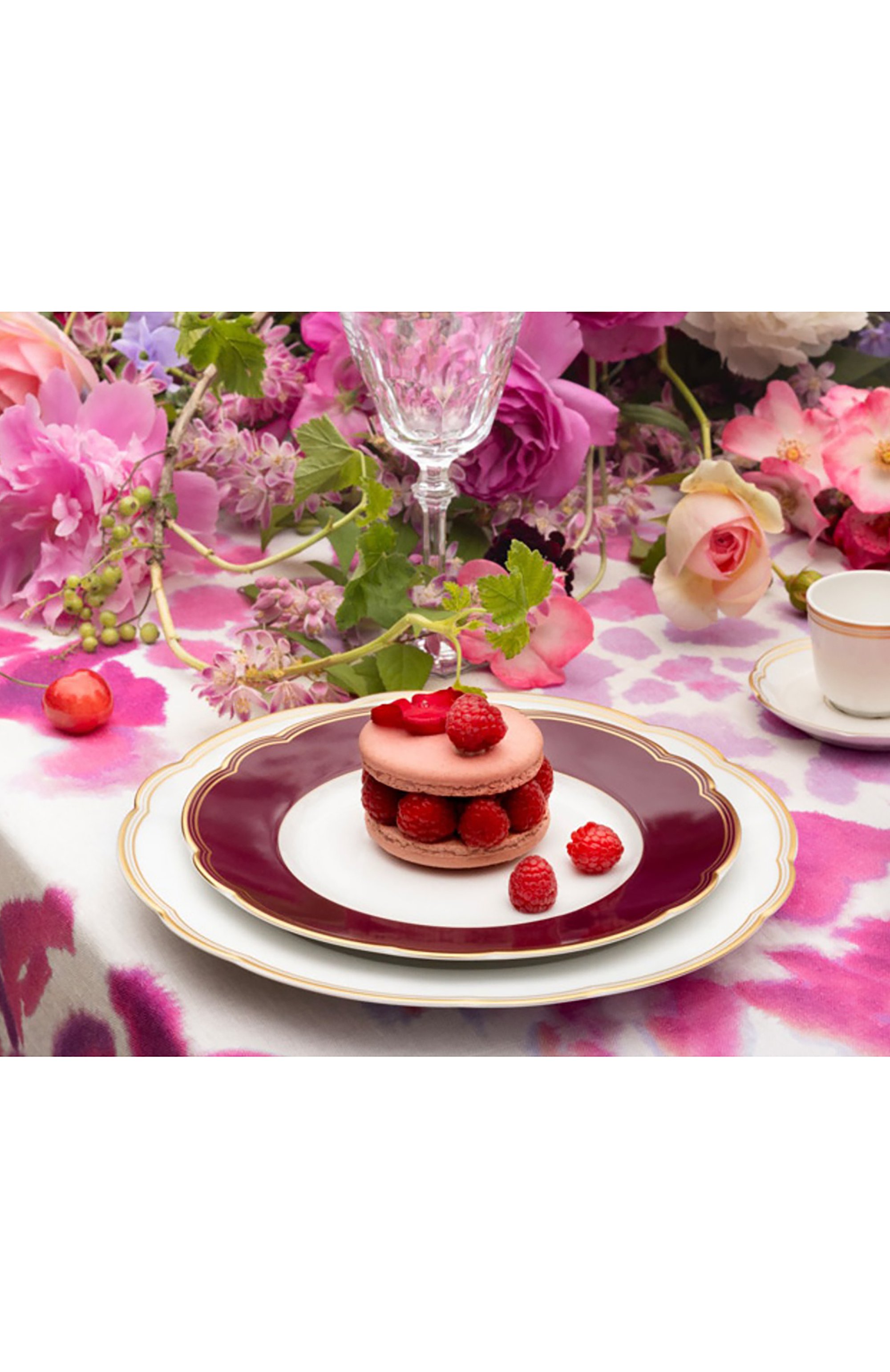 Тарелка салатная pompadour grenat BERNARDAUD, арт. 2591/17, фото 2