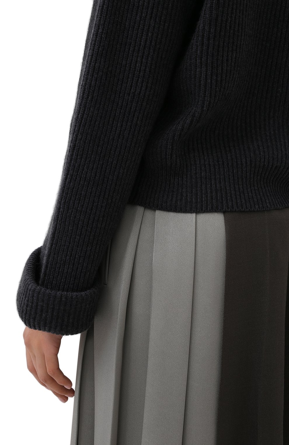 Кашемировый кардиган BRUNELLO CUCINELLI черного цвета по цене 350500 руб., арт. M12711006, фото 5 Кашемировый кардиган BRUNELLO CUCINELLI, арт. M12711006, фото 5
