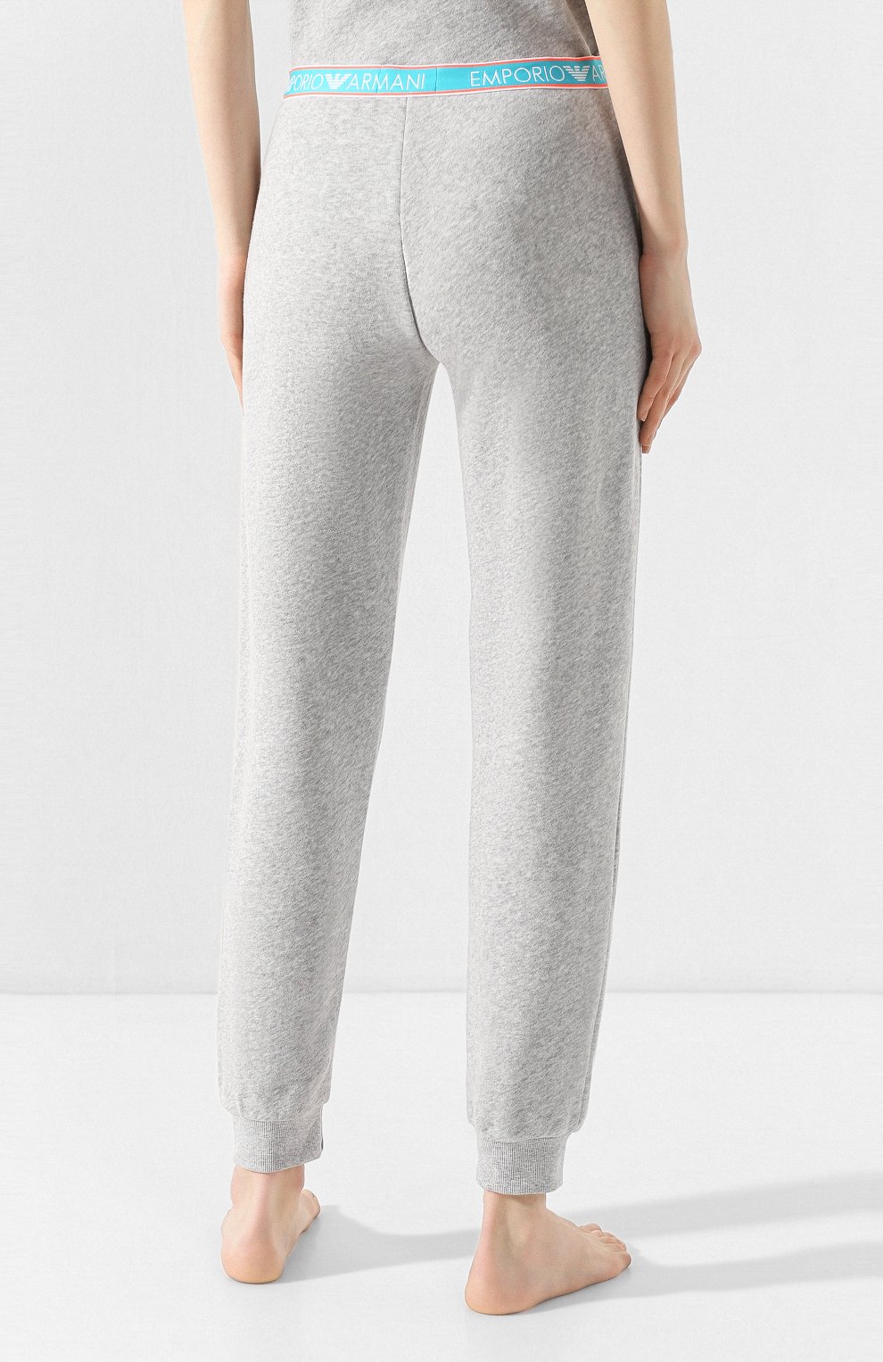 Хлопковые джоггеры EMPORIO ARMANI серого цвета по цене 9920 руб., арт. 163832/0P287, фото 4 Хлопковые джоггеры EMPORIO ARMANI, арт. 163832/0P287, фото 4