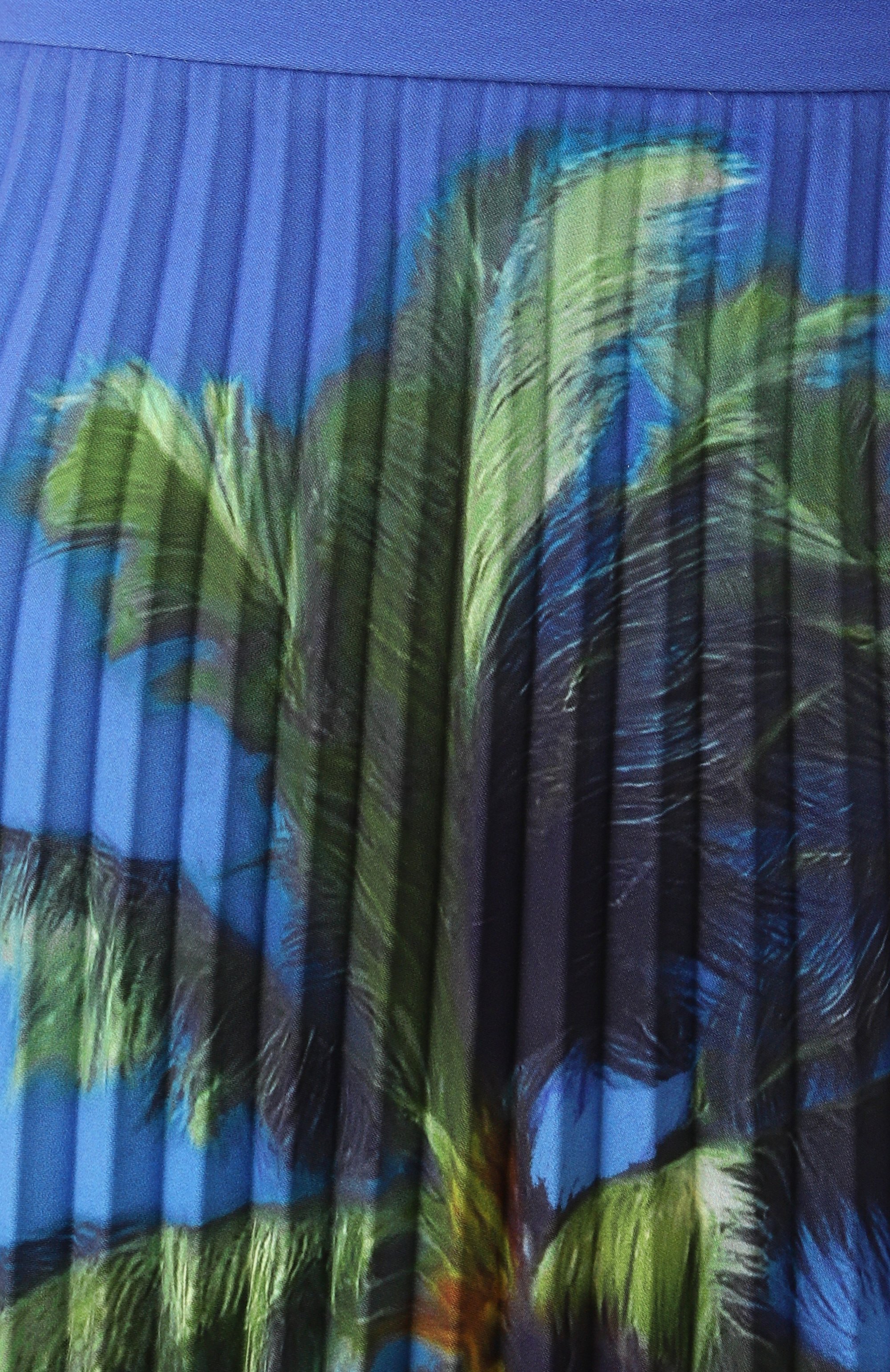 Плиссированная юбка MM6 белого цвета по цене 87550 руб., арт. S52MA0197/M35366, фото 6 Плиссированная юбка MM6, арт. S52MA0197/M35366, фото 6