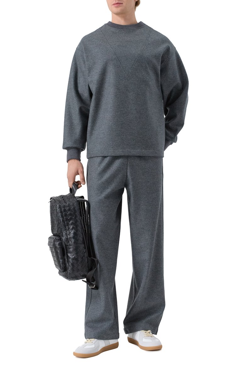 Мужской шерстяной свитшот JIL SANDER темно-серого цвета, арт. J61GU0002/J40045 | Фото 2 (Длина (для топов): Стандартные; Материал сплава: Проставлено; Рукава: Длинные; Драгоценные камни: Проставлено; Материал внешний: Шерсть; Мужское Кросс-КТ: свитшот-одежда; Принт: Без принта; Стили: Минимализм, Спорт-шик)