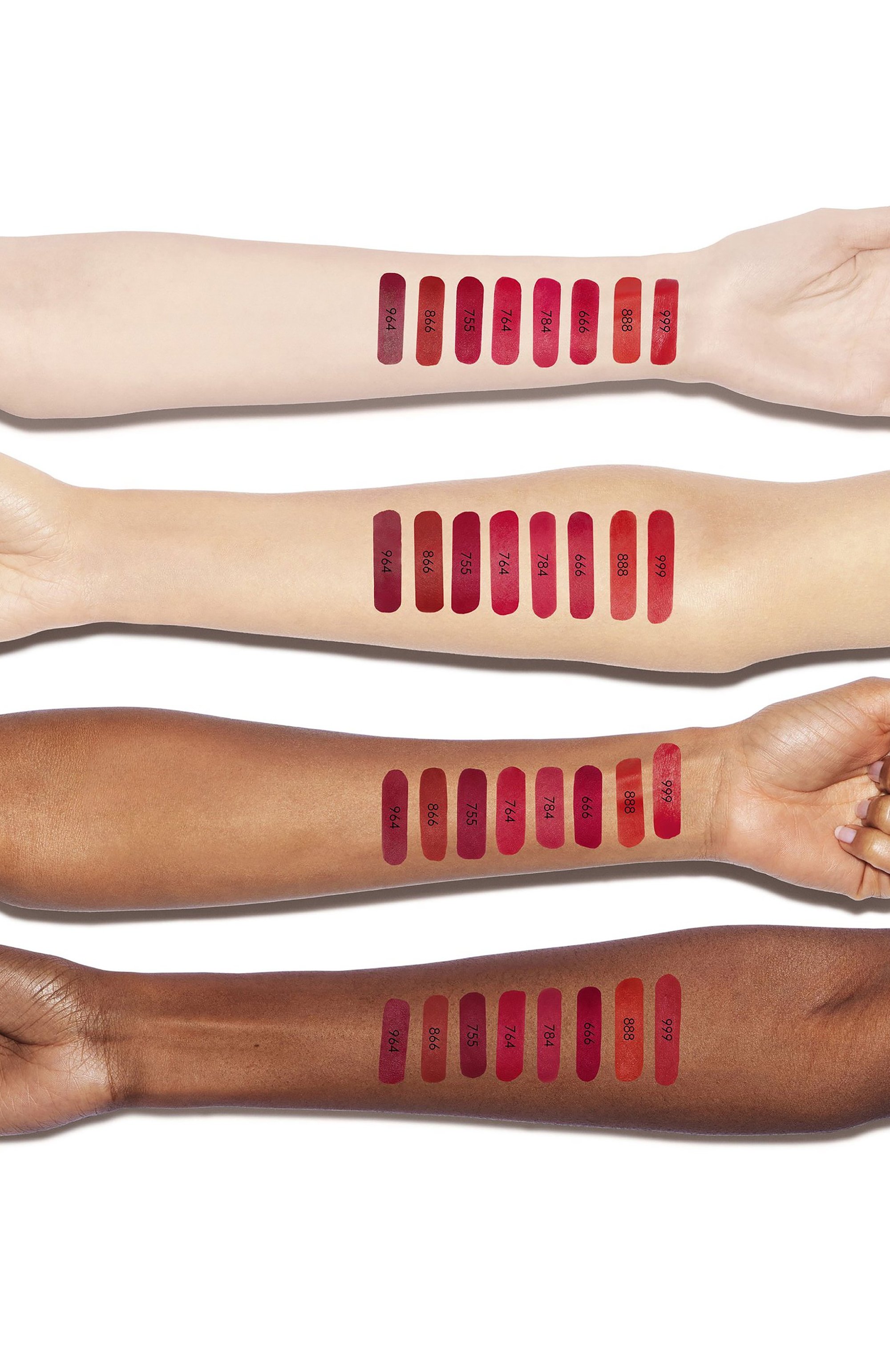 Помада для губ с вельветовым финишем rouge dior, оттенок 866 вместе (3,5g) DIOR цвета по цене 5550 руб., арт. C035600866, фото 4 Помада для губ с вельветовым финишем rouge dior, оттенок 866 вместе (3,5g) DIOR, арт. C035600866, фото 4