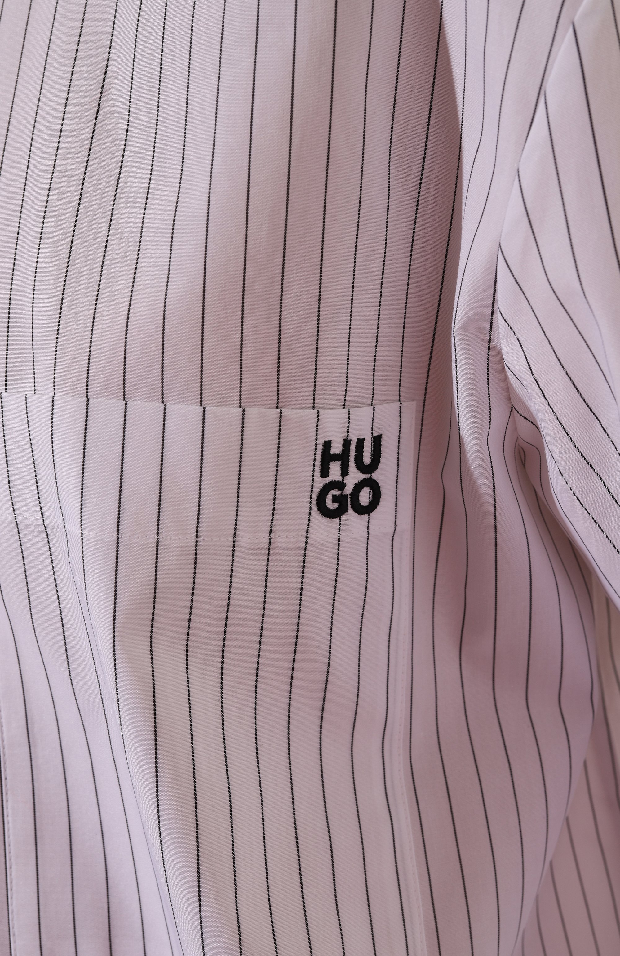 Хлопковая рубашка HUGO белого цвета по цене 20950 руб., арт. 50533037, фото 5 Хлопковая рубашка HUGO, арт. 50533037, фото 5