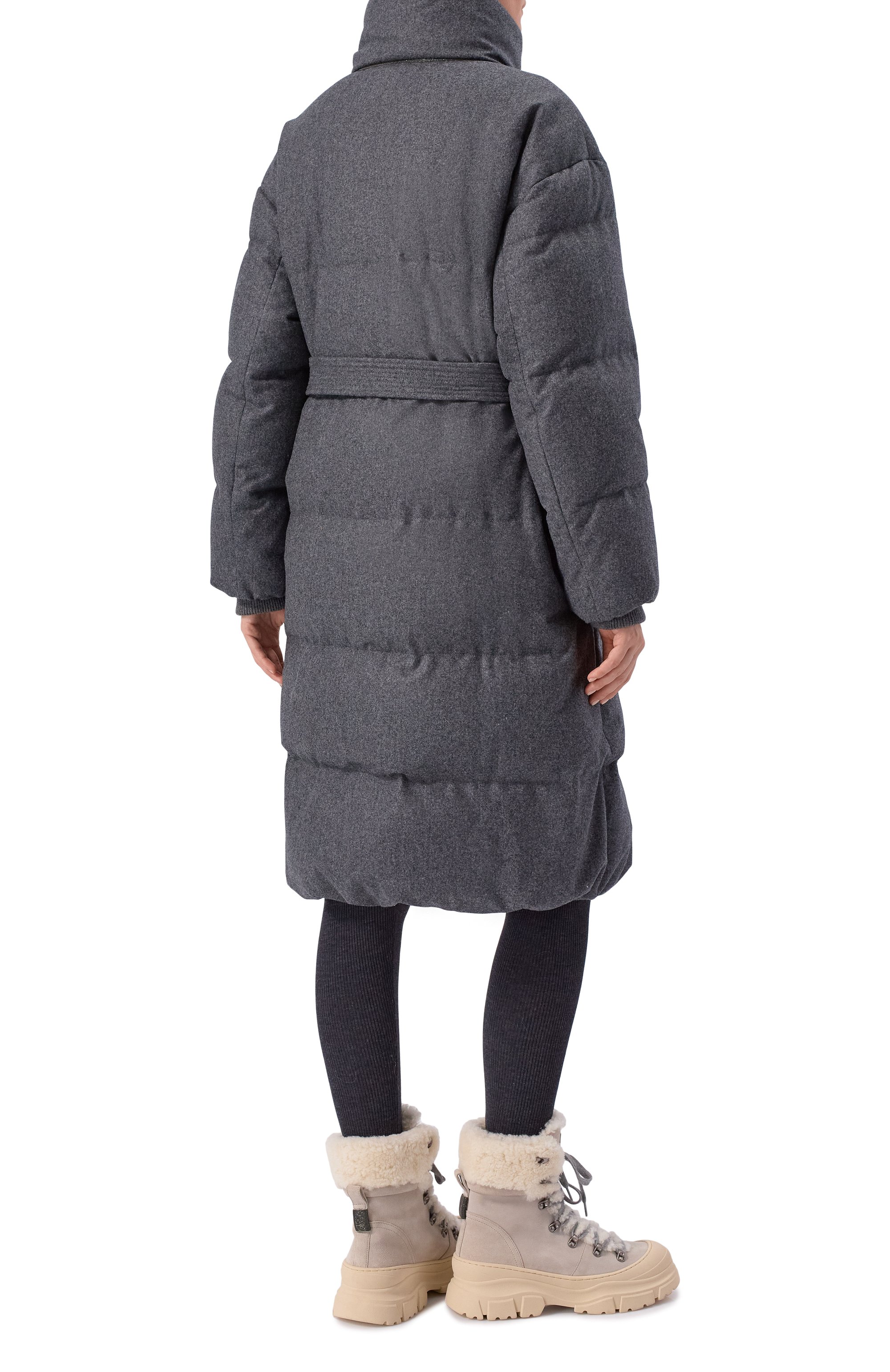 Шерстяной пуховик BRUNELLO CUCINELLI серого цвета по цене 899500 руб., арт. M038P9475, фото 4 Шерстяной пуховик BRUNELLO CUCINELLI, арт. M038P9475, фото 4