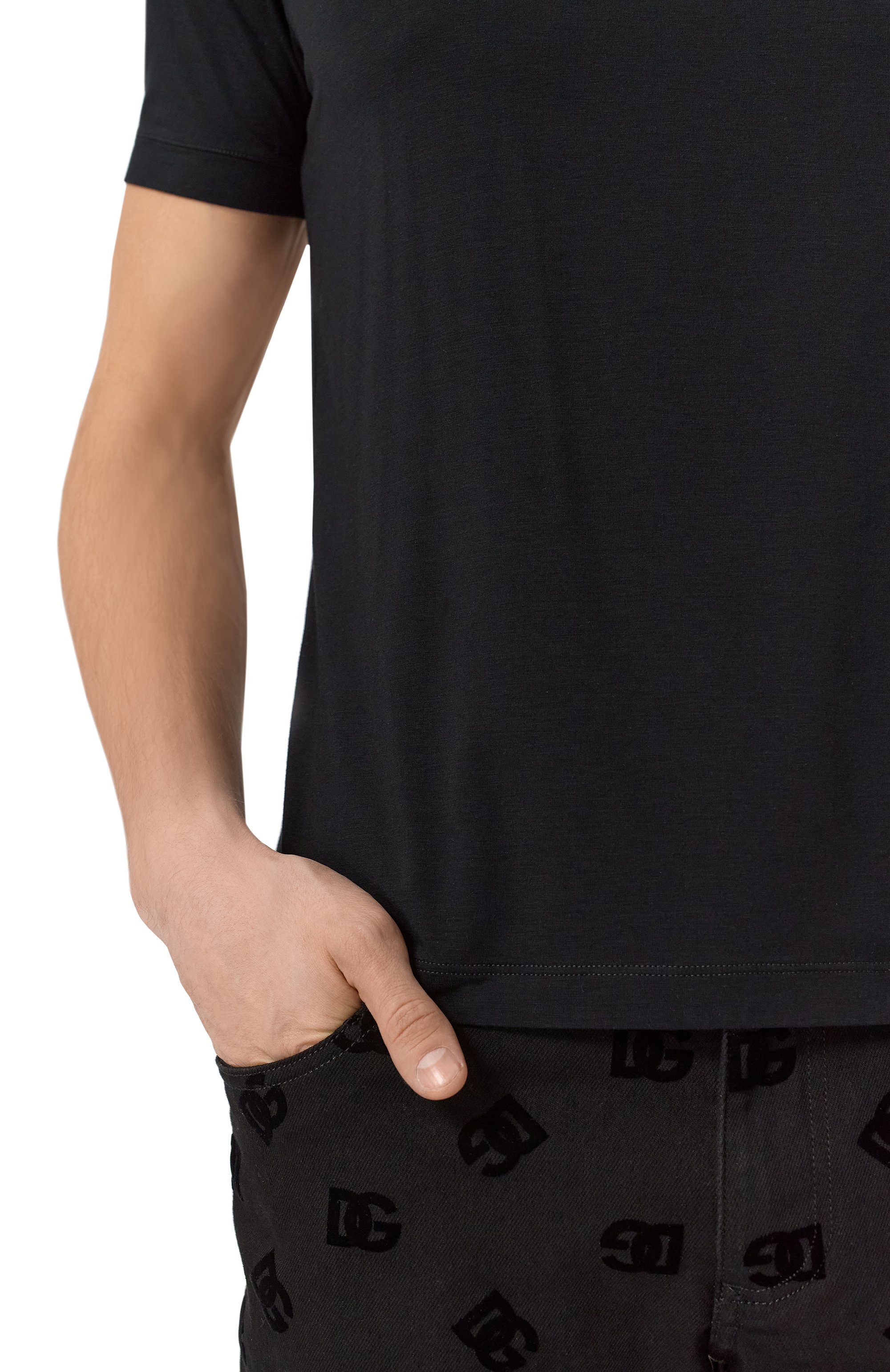 Футболка из вискозы GIORGIO ARMANI черного цвета по цене 35650 руб., арт. 3GST52/SJP4Z, фото 5 Футболка из вискозы GIORGIO ARMANI, арт. 3GST52/SJP4Z, фото 5