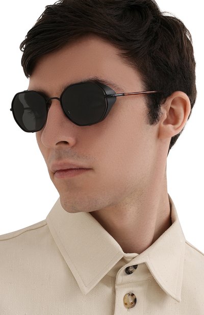 Солнцезащитные очки GIORGIO ARMANI черного цвета по цене 29950 руб., арт. AR6112JM, фото 2 Солнцезащитные очки GIORGIO ARMANI, арт. AR6112JM, фото 2