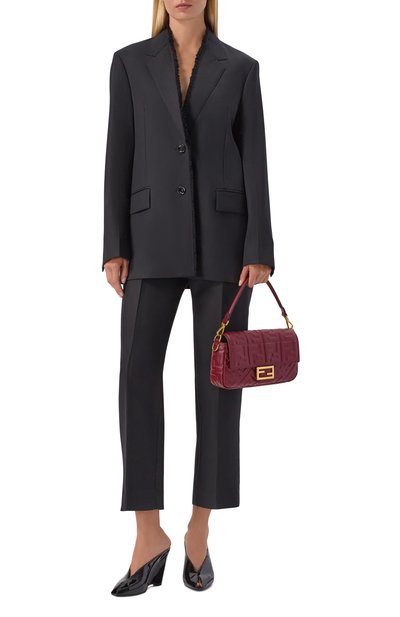 Сумка baguette medium FENDI бордового цвета по цене 482000 руб., арт. 8BR600/AT57, фото 3 Сумка baguette medium FENDI, арт. 8BR600/AT57, фото 3