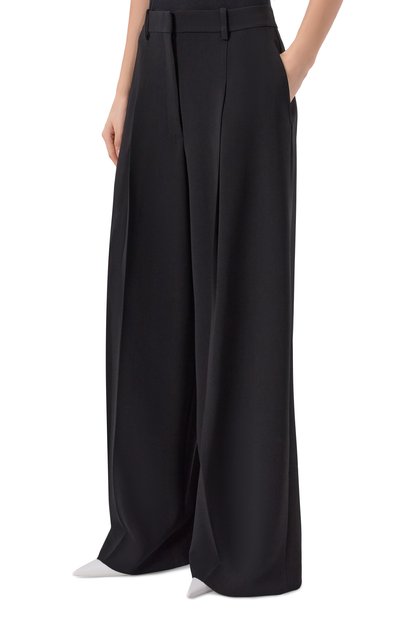 Брюки THEORY черного цвета по цене 55600 руб., арт. Q0109204, фото 3 Брюки THEORY, арт. Q0109204, фото 3