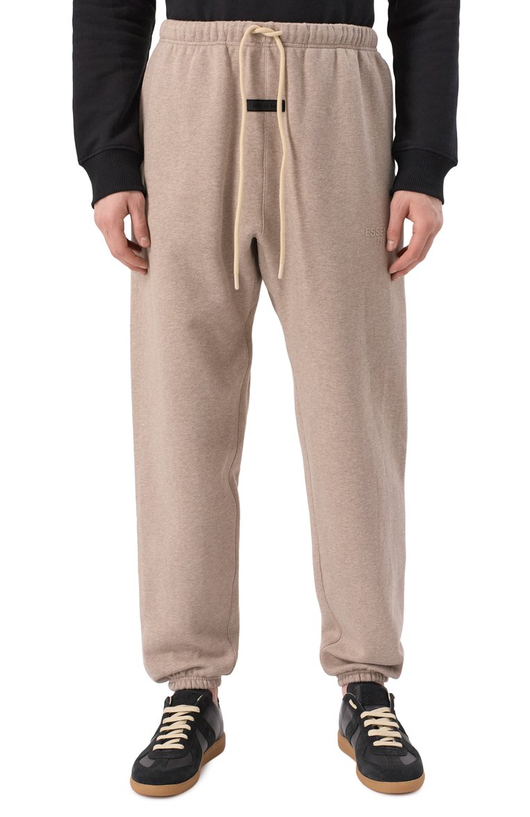 Мужские хлопковые джоггеры FEAR OF GOD бежевого цвета, арт. 130BT232024F-M | Фото 3 (Длина (брюки, джинсы): Стандартные; Материал внешний: Хлопок, Синтетический материал; Силуэт М (брюки): Джоггеры; Стили: Спорт-шик, Кэжуэл; Автоматизация ТО: Проставлено; Автоматизация состава: Проставлено)