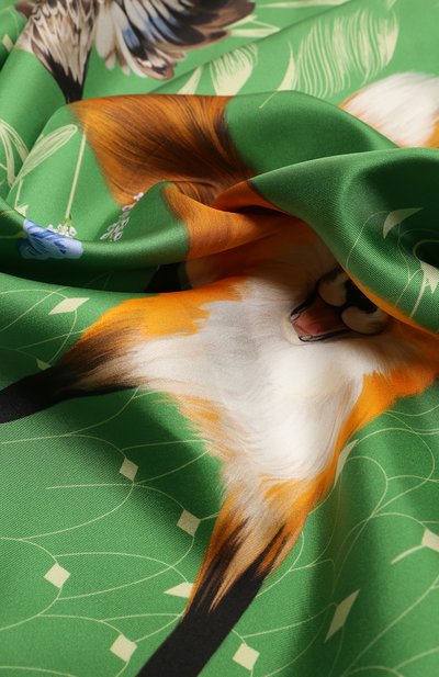 Шелковый платок foxy RADICAL CHIC зеленого цвета по цене 17940 руб., арт. 630481.07.02, фото 4 Шелковый платок foxy RADICAL CHIC, арт. 630481.07.02, фото 4