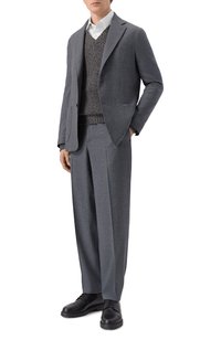 Темно-серый