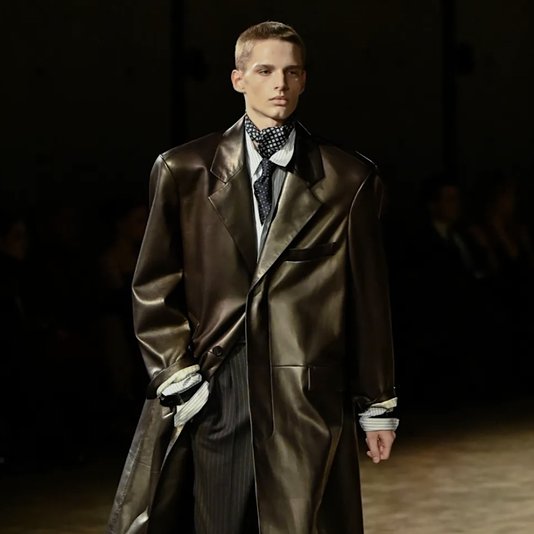 Неделя моды в Париже: мужская коллекция Saint Laurent осень-зима 2026/27