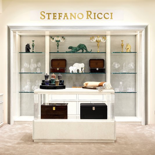 В ЦУМе открылся корнер Stefano Ricci Home Collection