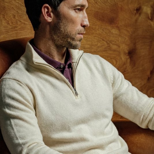 Свитер на молнии — самая практичная вещь сезона