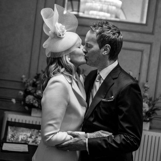 Ким Кэттролл тайно вышла замуж в Лондоне