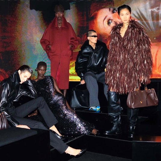 Неделя моды в Париже: Balenciaga