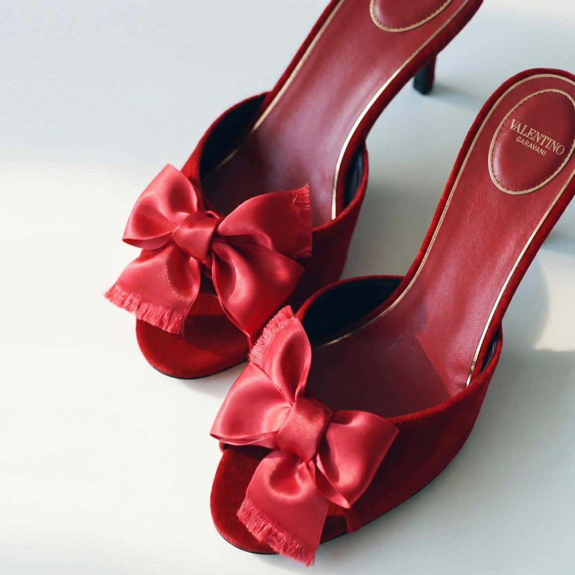 Атлас, кружево, банты: обувь в стиле Марии-Антуанетты