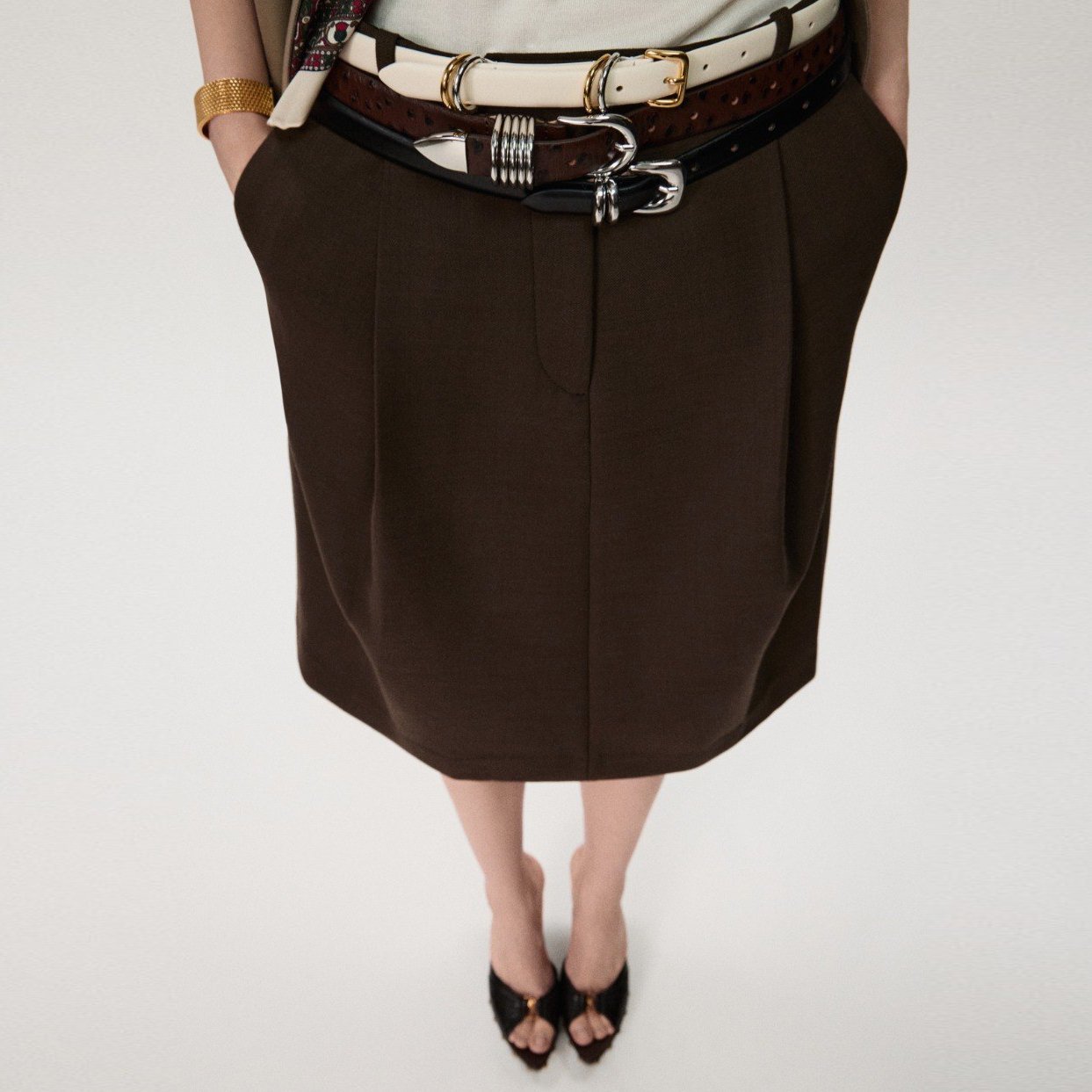 Новый бренд в ЦУМе: ремни Déhanche