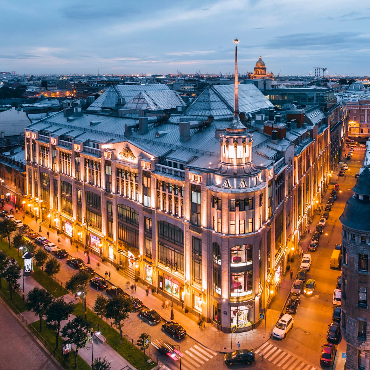 DLT Fashion Show: коллекции весна 2026
